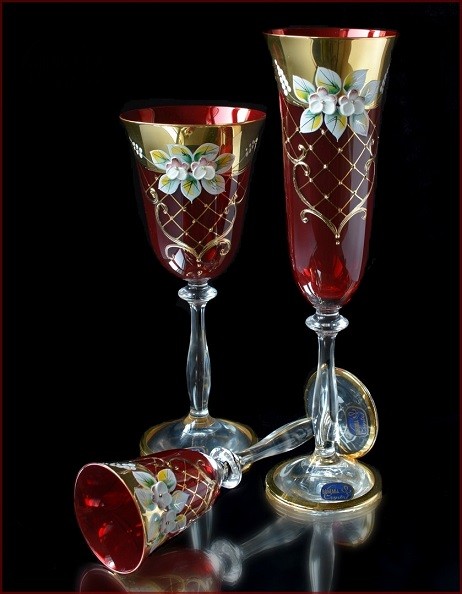 Набор бокалов для вина Bohemia Лепка прозрачная Золотая ножка